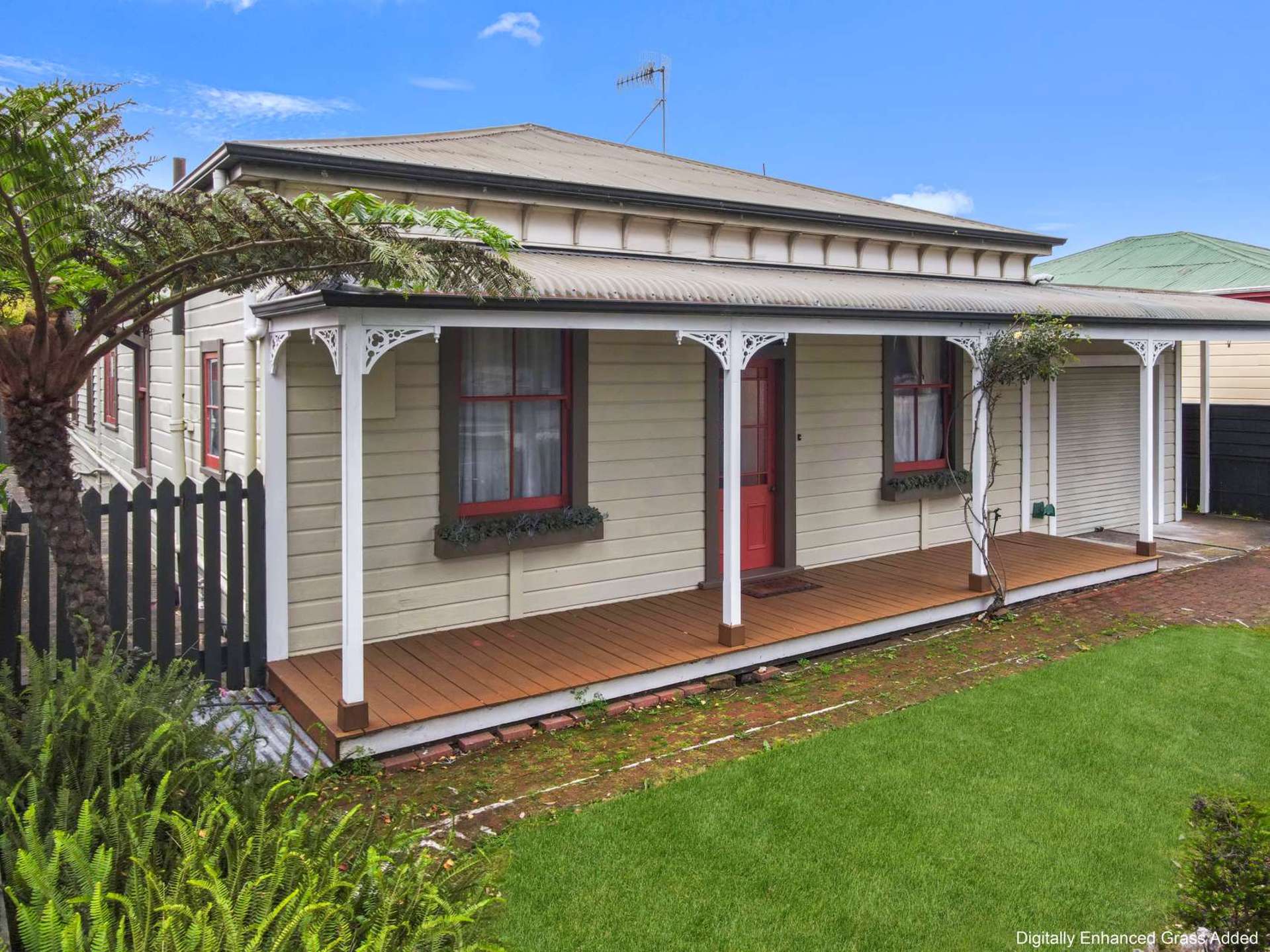 127 Linton Street West End_0