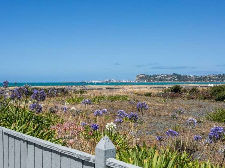 64a The Esplanade Westshore_13