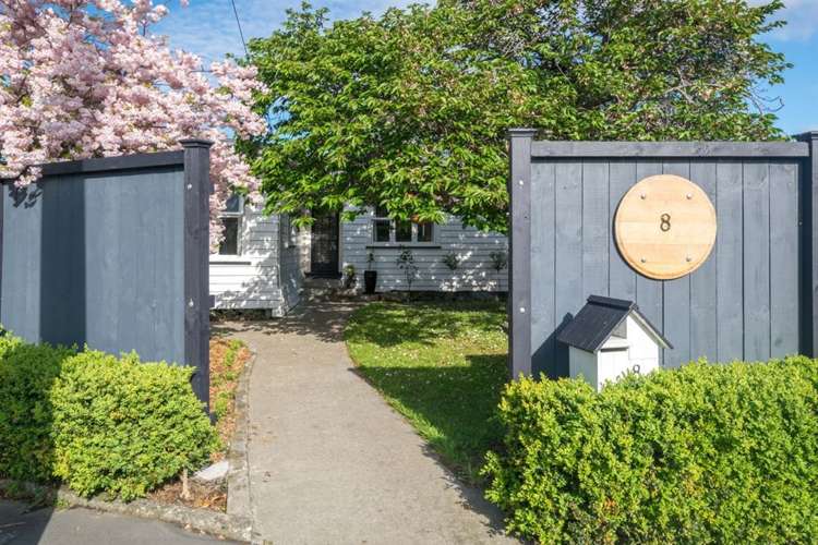 8 Edinburgh Crescent Redwoodtown_26