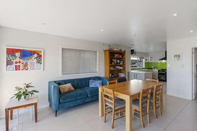 2/94 Waipuna Road Mount Wellington_6
