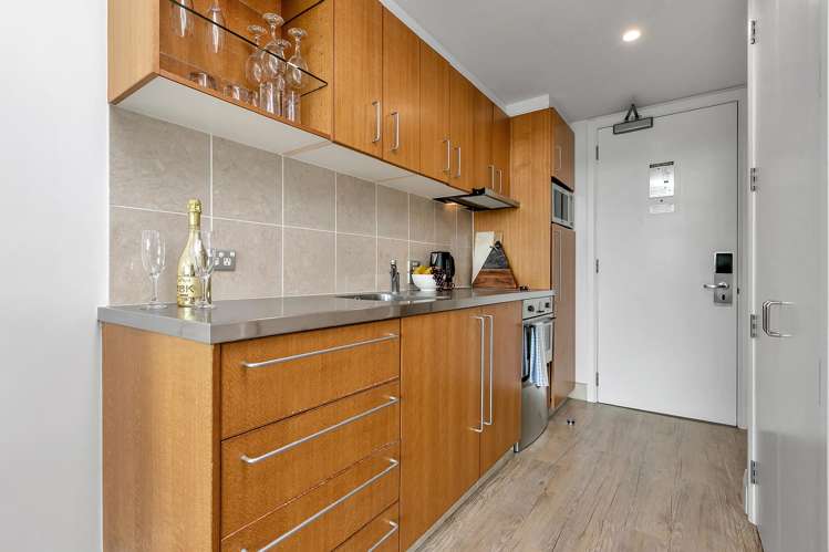 606/85 Customs Street West Auckland Central_8