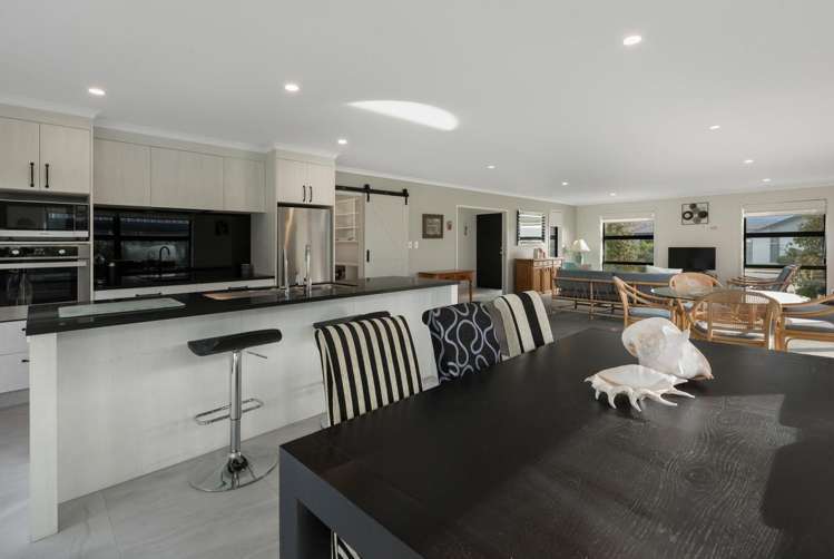 48 Arran Drive Katikati_8