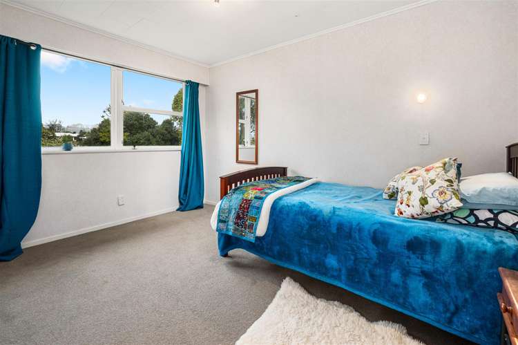 8 Day Place Springfield_12