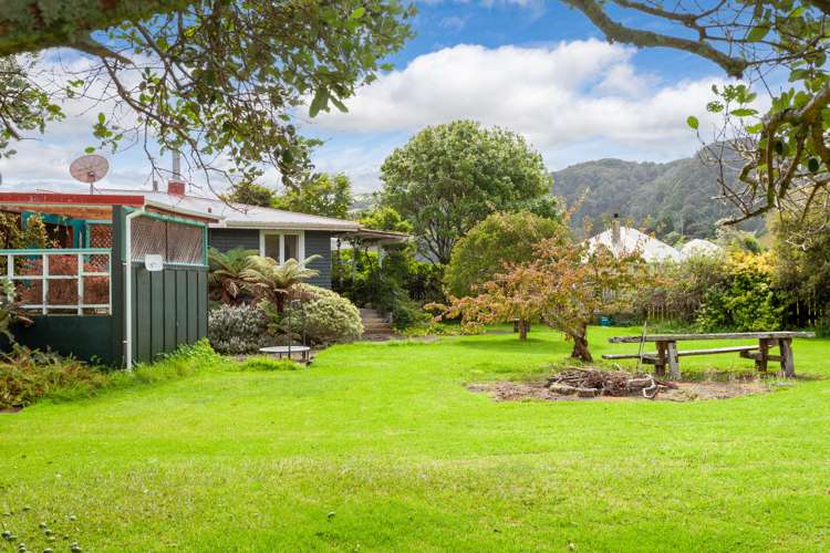 3 Fraser Smith Road Awakino_15