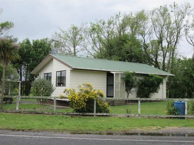 6 Lake Road Himatangi_1