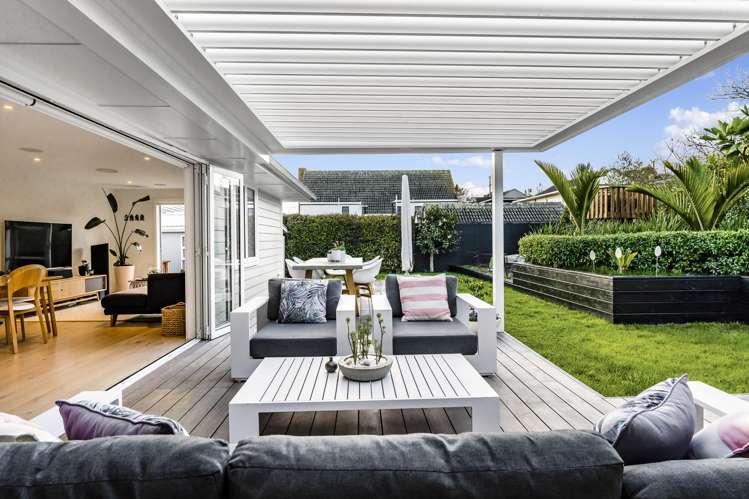 2/11 Hart Road Hauraki_9