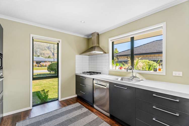 3 Banbury Terrace Lower Shotover_9
