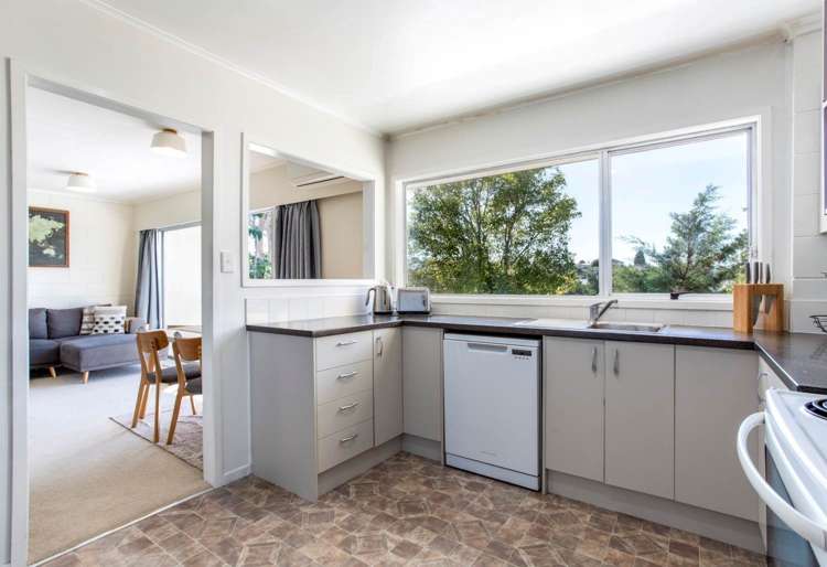 2/72 Cockayne Crescent Sunnynook_7