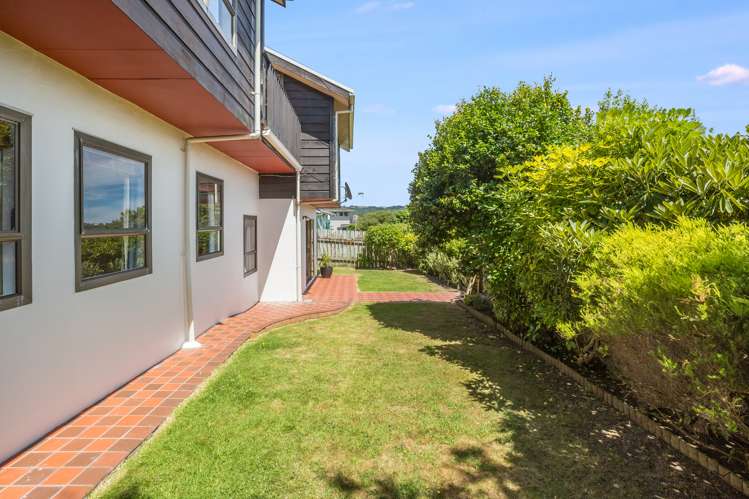 86 Tweed Road Papakowhai_21