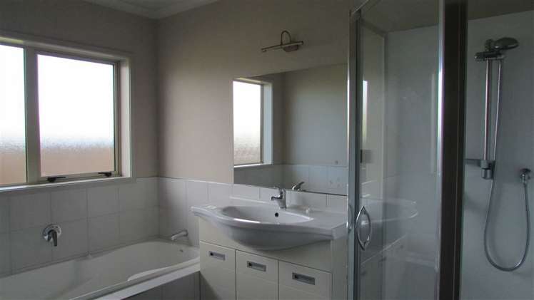 9a Kauri Grove Paeroa_14