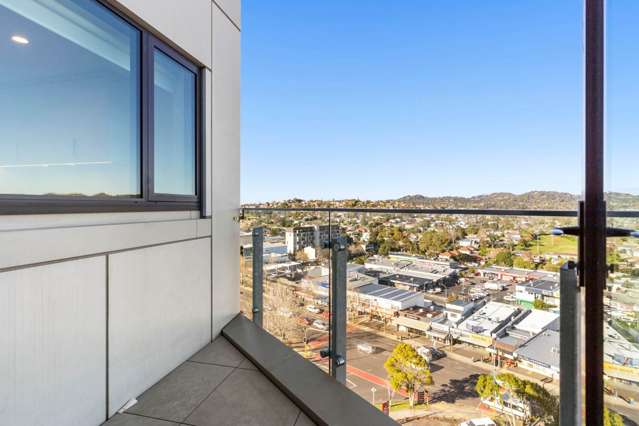 810/6 Waikumete Road Glen Eden_1