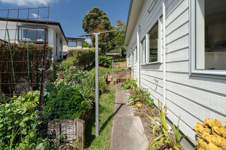 12A Coroglen Avenue Birkenhead_16