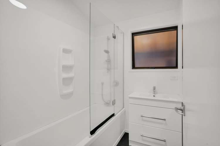 60 Cressida Avenue Stratford_8