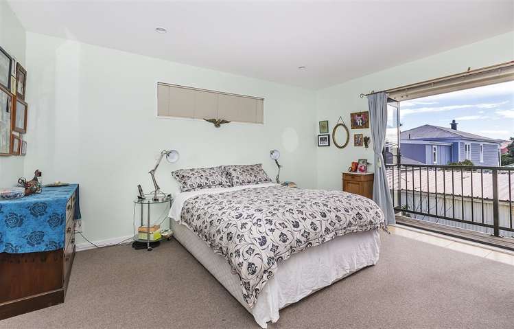 1/265 Adelaide Road Newtown_13