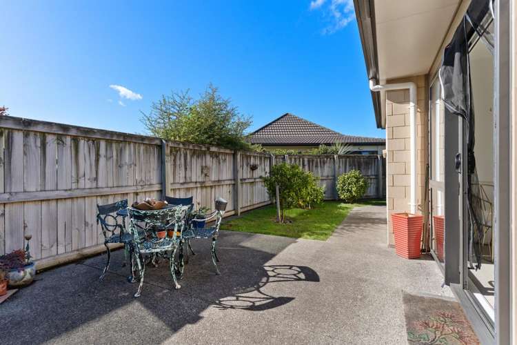 54 Ashmore Park Carterton_16