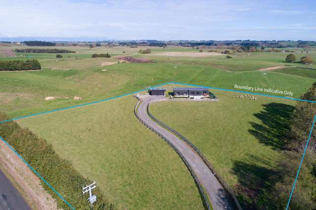 Modern Lifestyle Close to Feilding