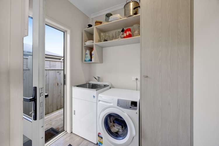 8 Manatu Lane Inglewood_14