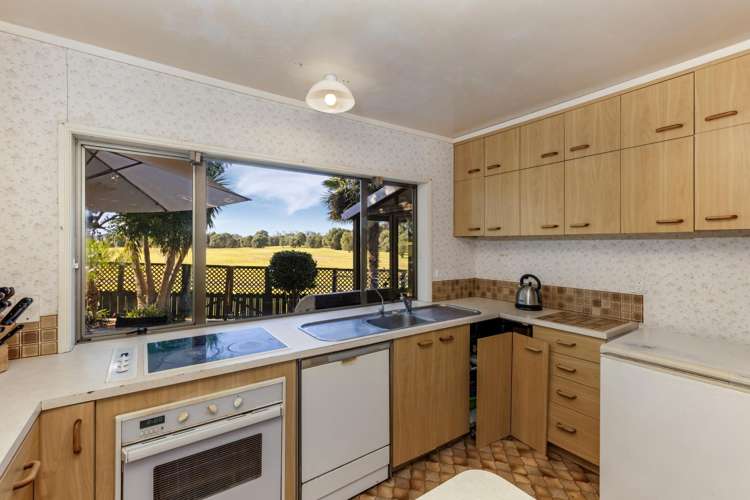 24 Hoylake Place Wattle Downs_11
