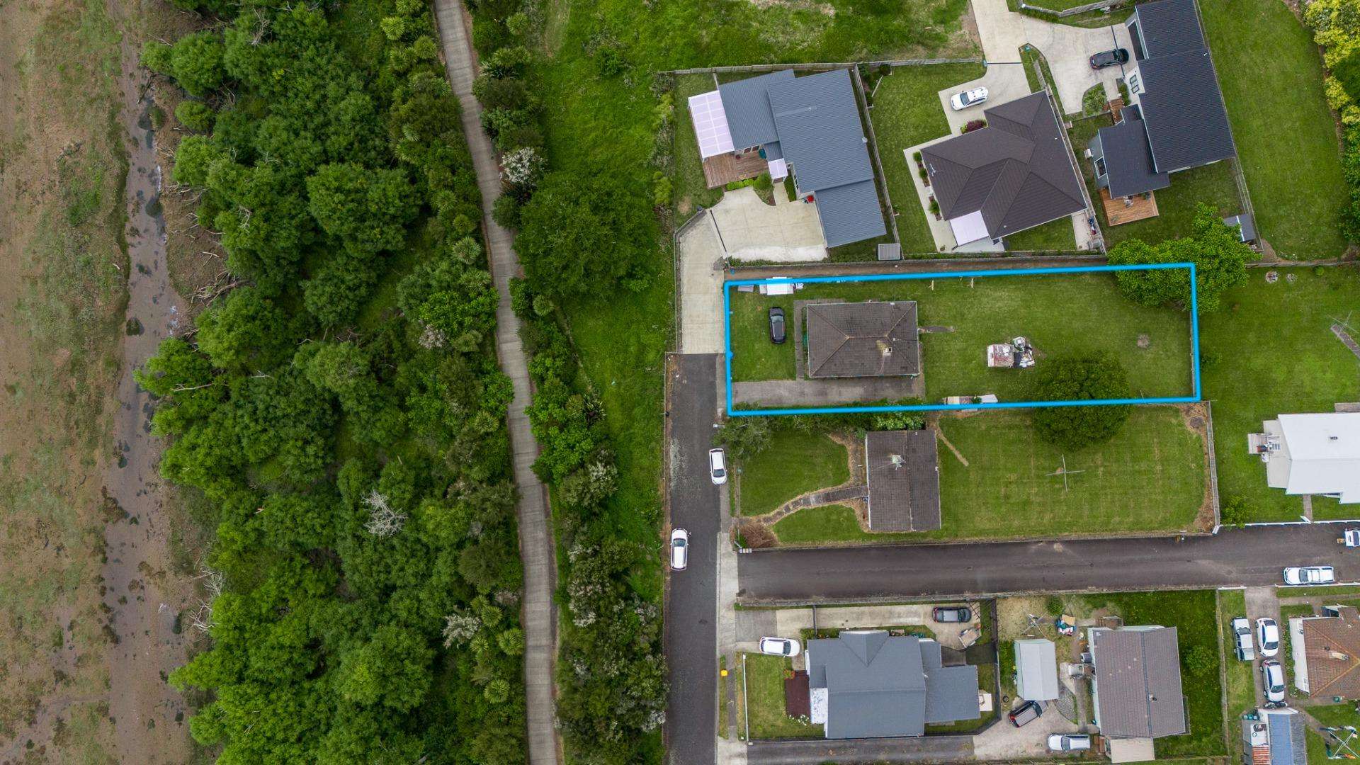 52 Waikato Esplanade 11334_0
