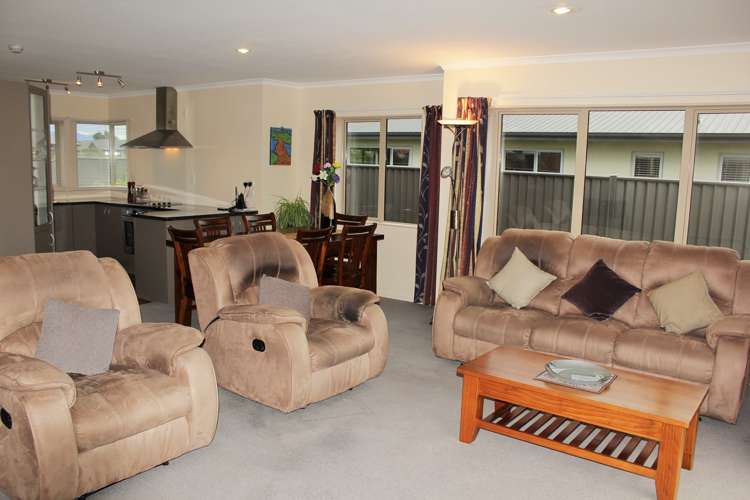 13 Wet Jacket Place Te Anau_8