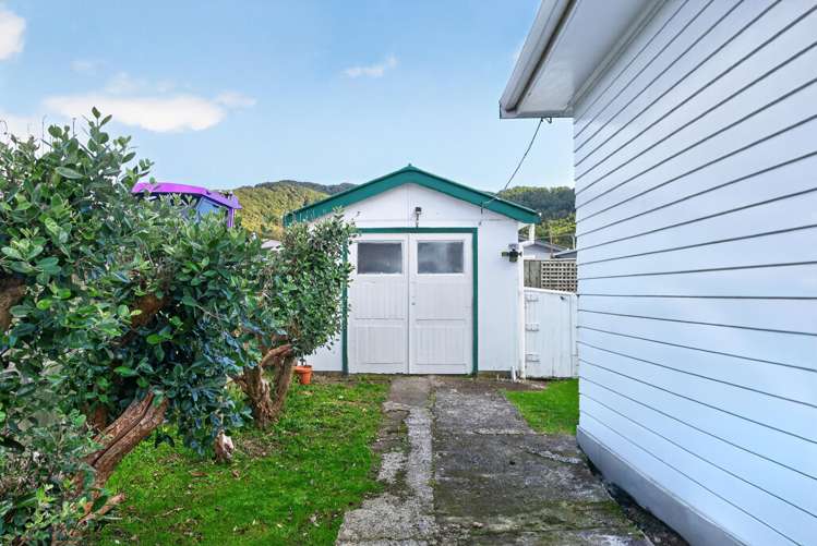 51 Konini Street Wainuiomata_24