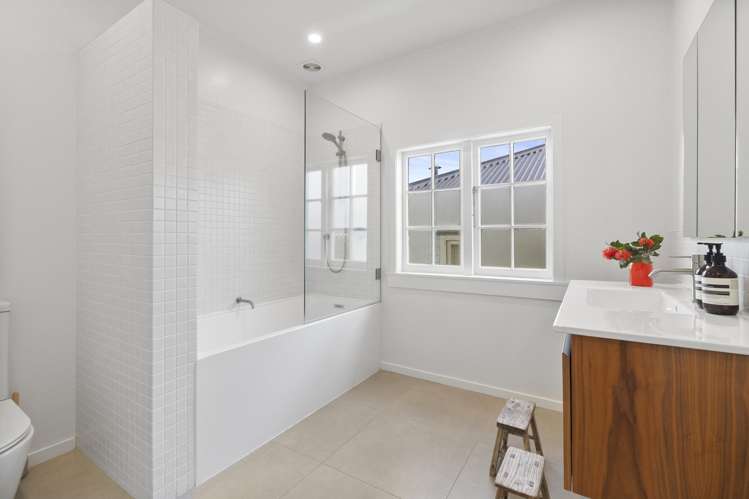 22 Seacombe Road Point Chevalier_8