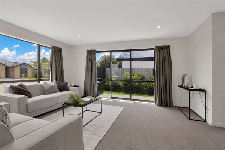 22 Robert Duncan Road Belfast_8