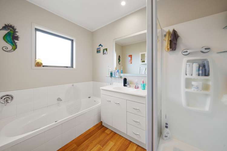 8 Fraser Colman Grove Wainuiomata_11