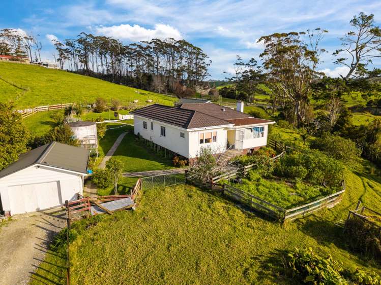 33 Whakapirau Road_0