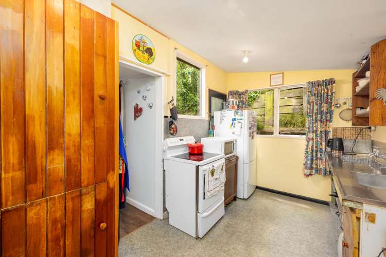 24 Hawkhurst Road Lyttelton_7