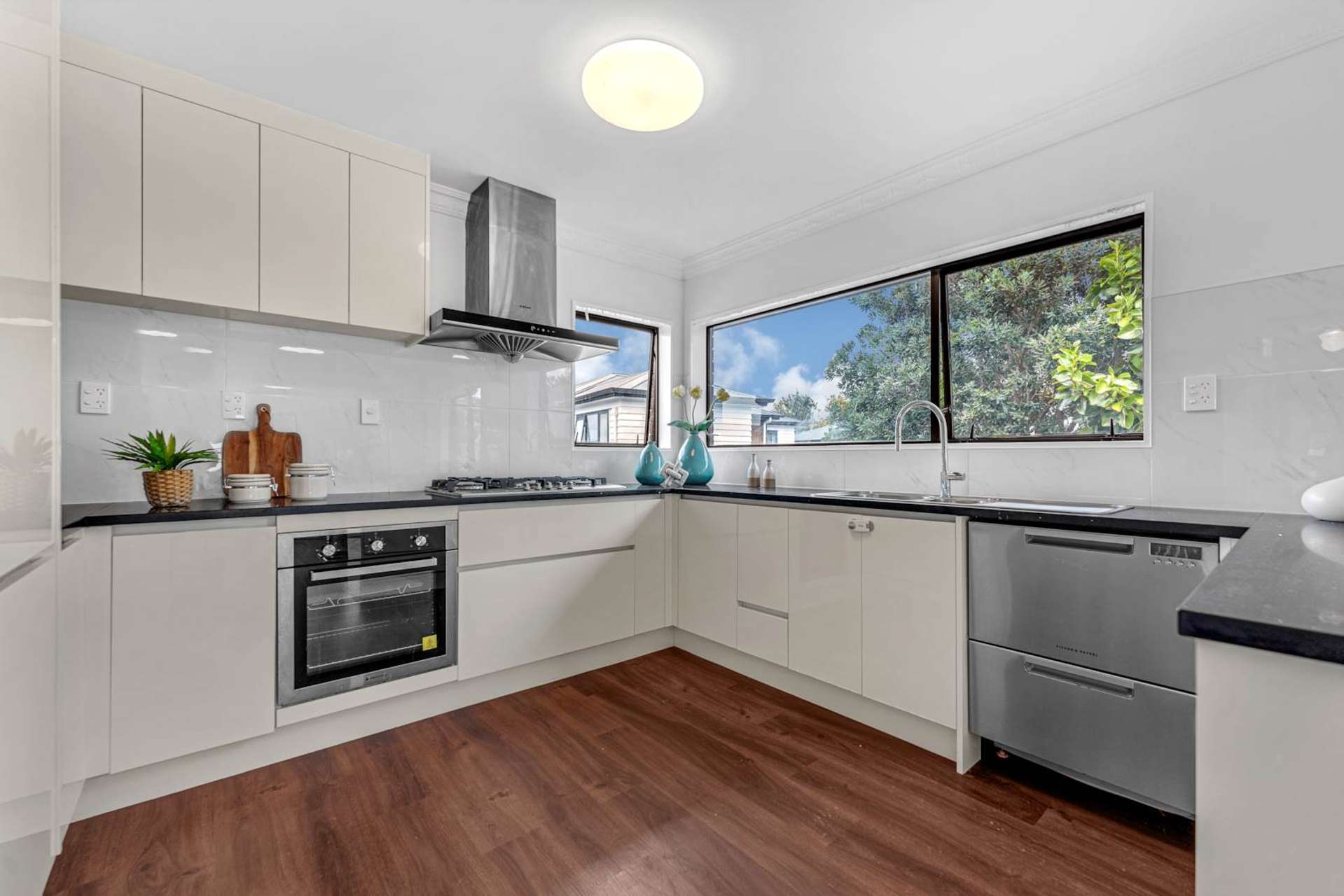 1/16 Parramatta Place Botany Downs_0