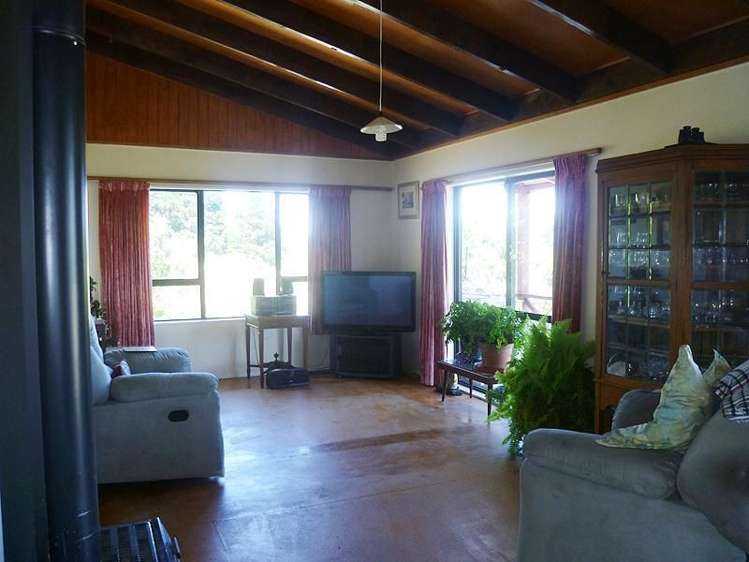 90 Lake Ferry Road Lake Ferry_7