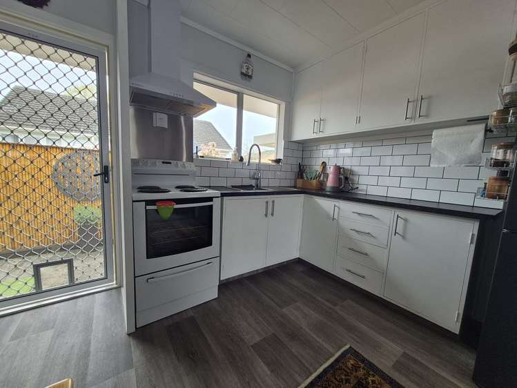 2/9 Whitley Avenue Ebdentown_9