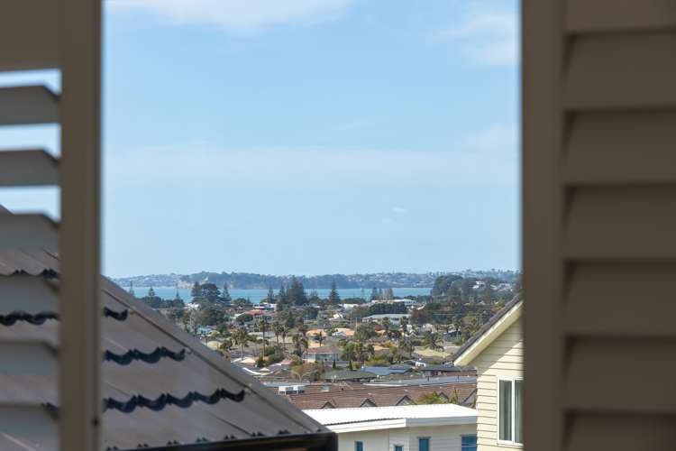 11 The Ritz Orewa_18