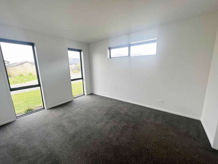 55 Bonecrusher Street Lincoln_15