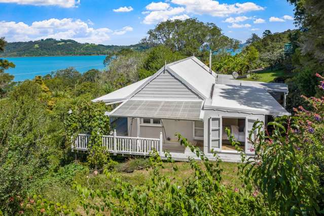 6 Young Street Mahurangi East_1