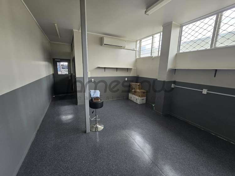 52 Porana Road Wairau Valley_11