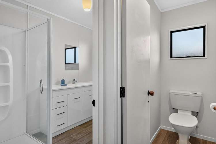 1/30 Savoy Road Glen Eden_17