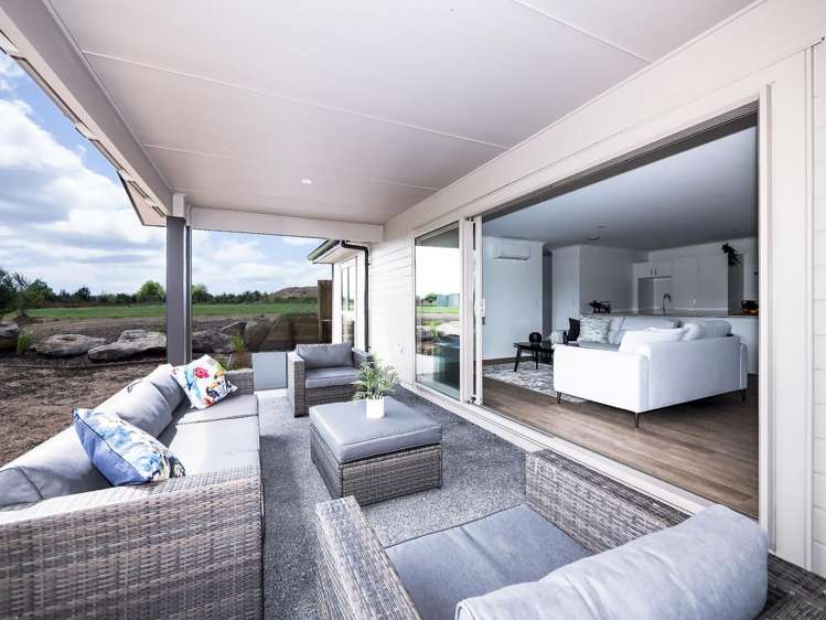 61 Admiralty Drive_2