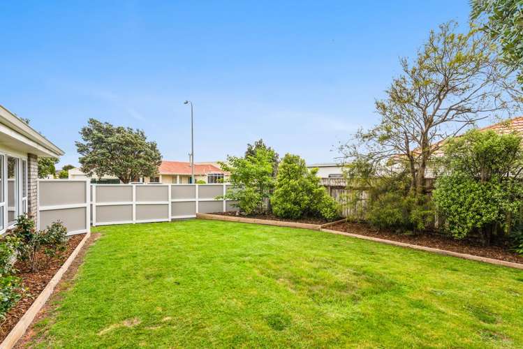 24 Rangiatea Street Paraparaumu Beach_13