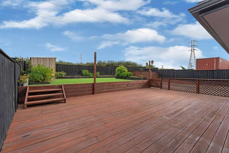 9 Riverglade Parkway Te Atatu South_24