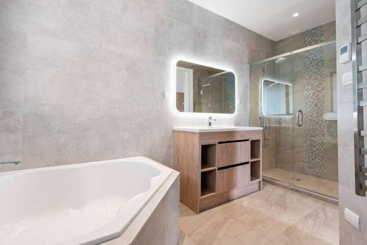 17 Churchouse Road Greenhithe_17