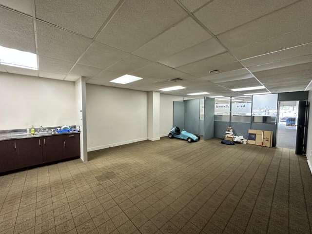 24 Delta Avenue New Lynn_3