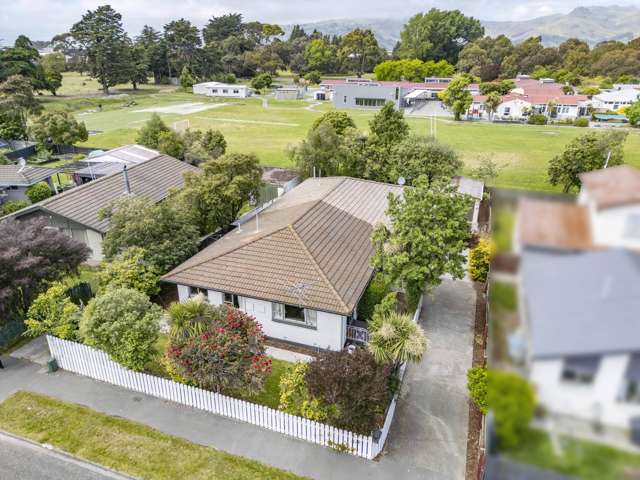 2/18 Kawau Crescent Bromley_1