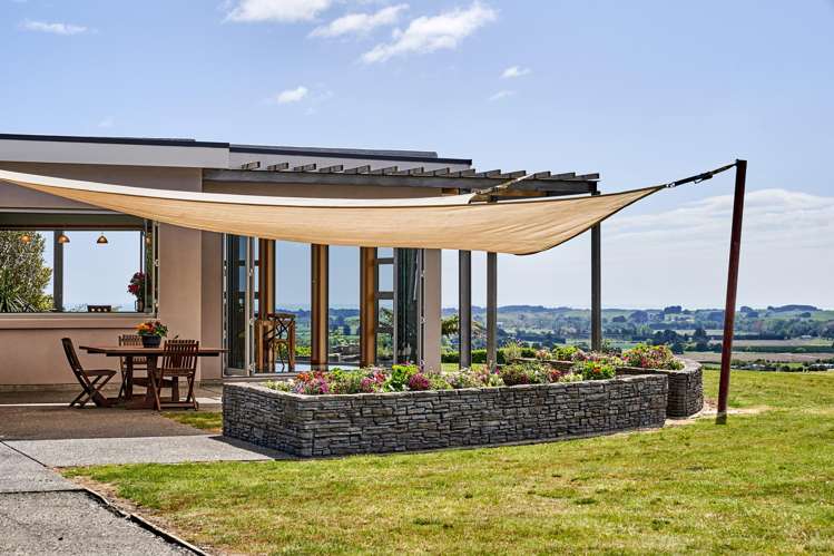 102 Kuku East Road Manakau_27