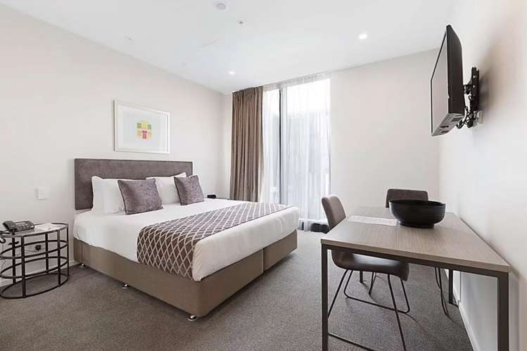 111/147 Victoria Street West_4