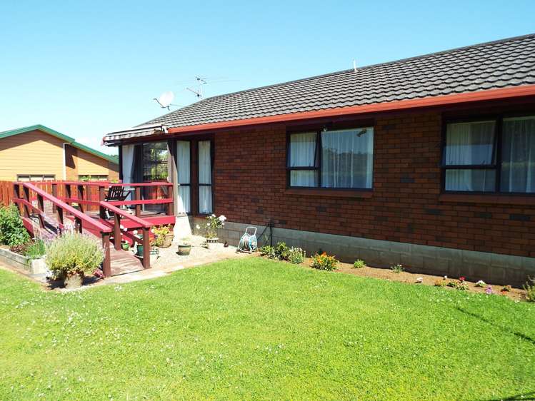 3/288 Queen Street Pukekohe_7