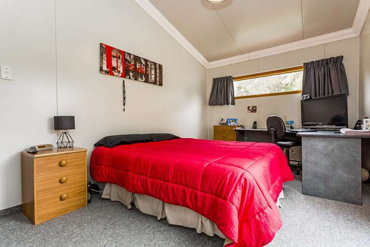 156 Halfway Bush Road Halfway Bush_10