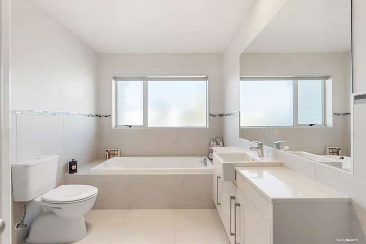 65 Multose Drive Flat Bush_25