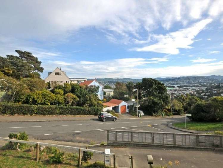 67 Beacon Hill Road Strathmore Park_11